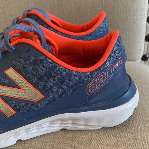 New Balance Women’s 690V4 Speed Ride Sneaker Running Shoes - Picture 3 of 9